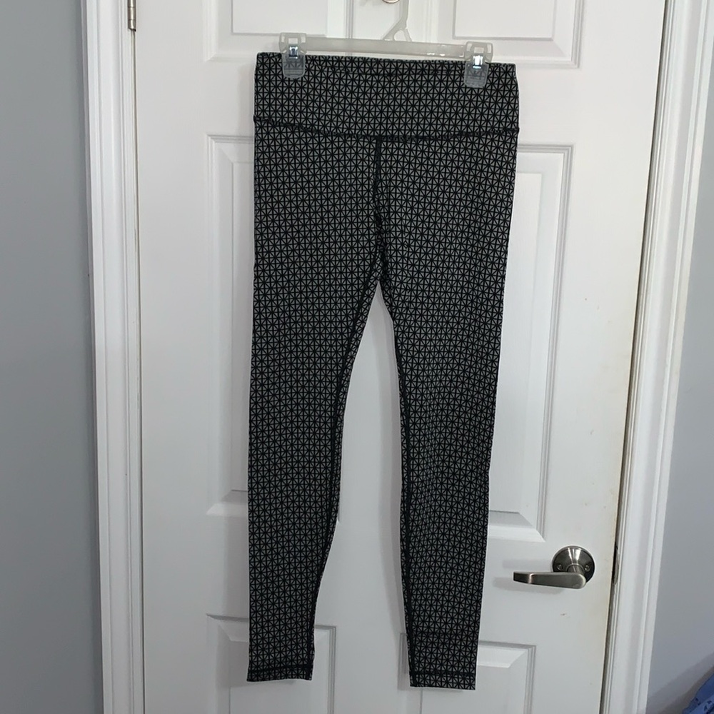 Lululemon Black Grey Leggings Sz 6